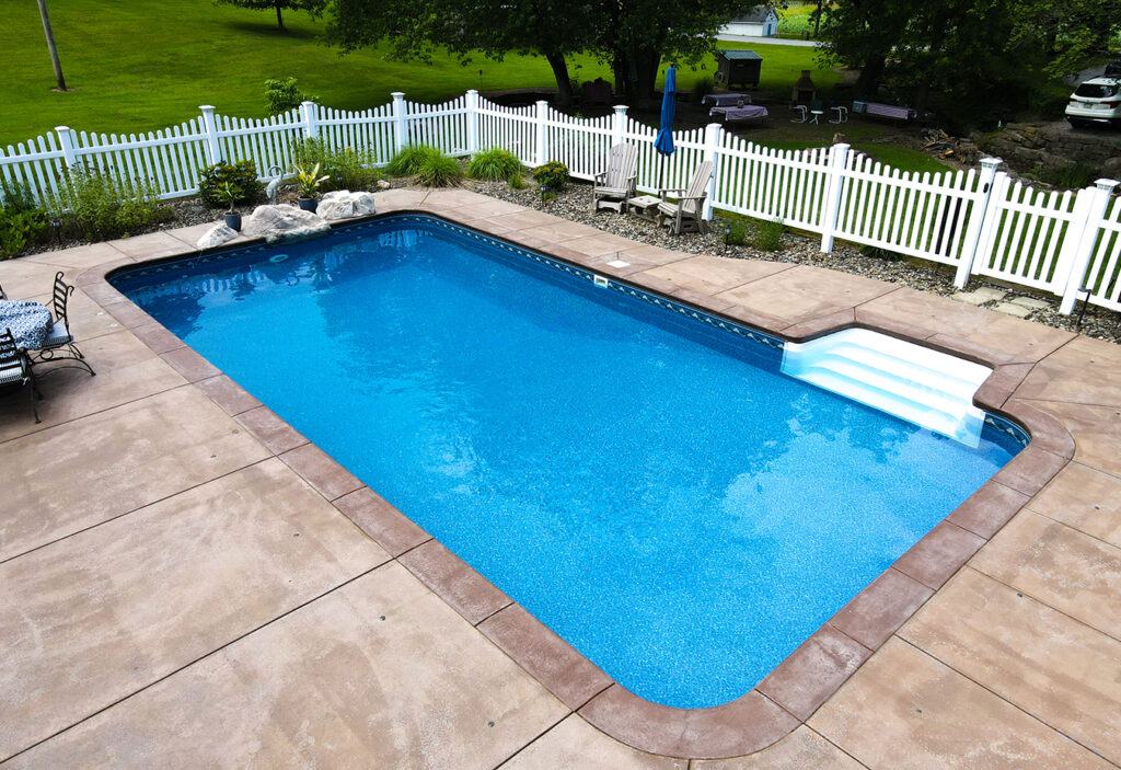 Mountain Mosaic with Mosaic Light Blue