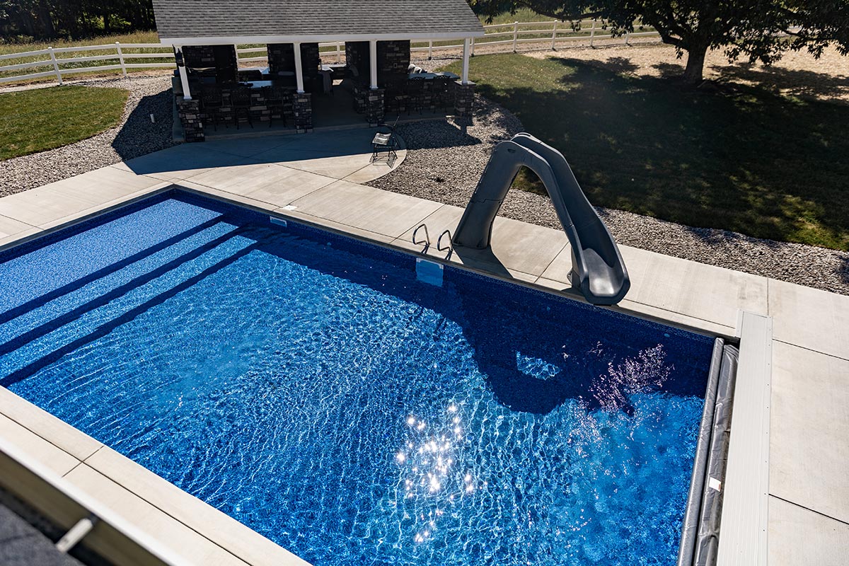 Vinyl Liner Full End Step