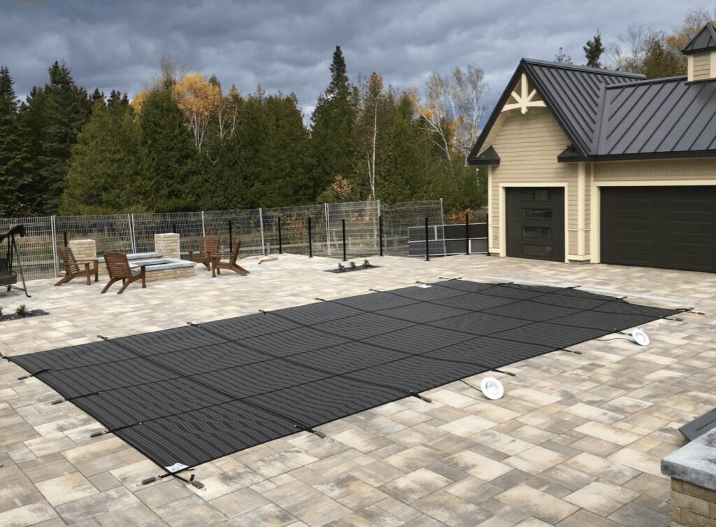 Max Shade Mesh Black / Gray